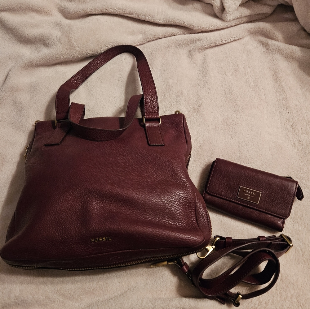 Fossil bag and wallet